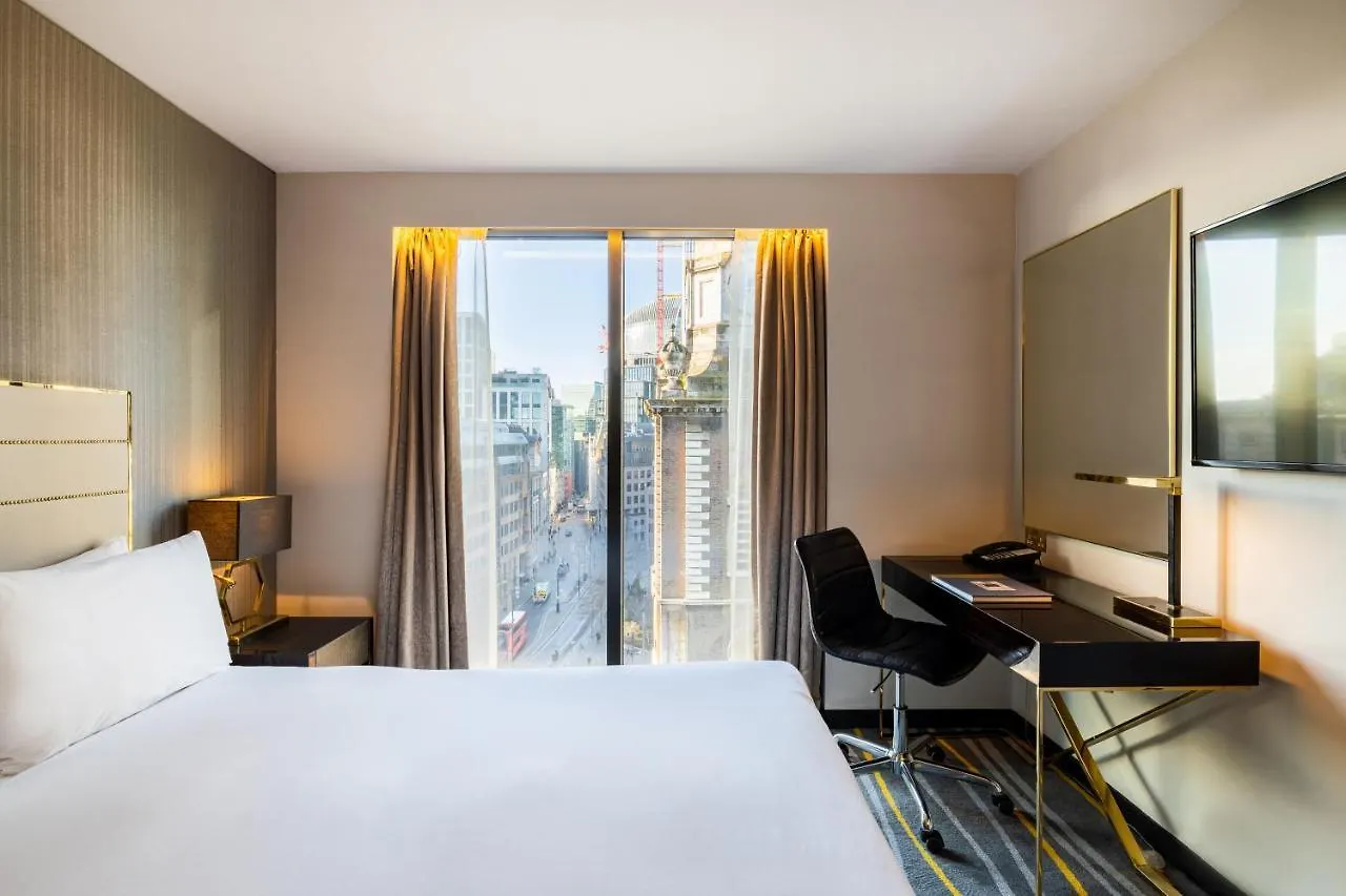 Hotel Saint لندن 4*,
